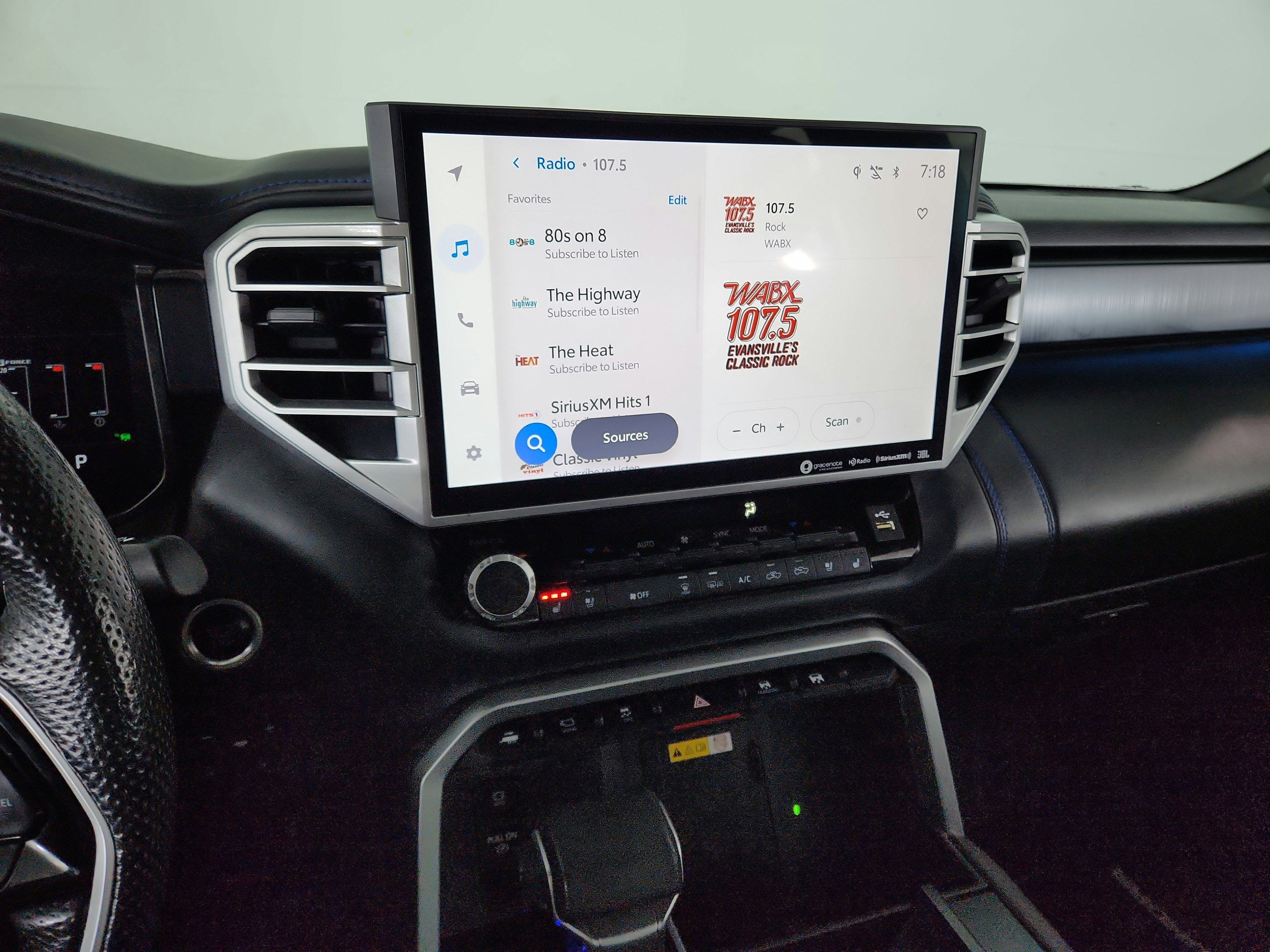 2022 Toyota Tundra Platinum