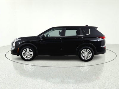 2023 Mitsubishi Outlander ES