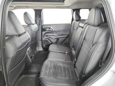 2024 Mitsubishi Outlander PHEV SE S-AWC