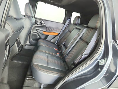 2025 Mitsubishi Outlander PHEV Base