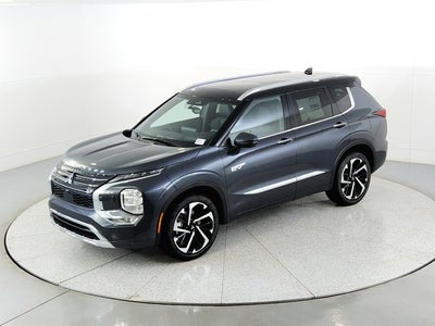 2025 Mitsubishi Outlander PHEV Base