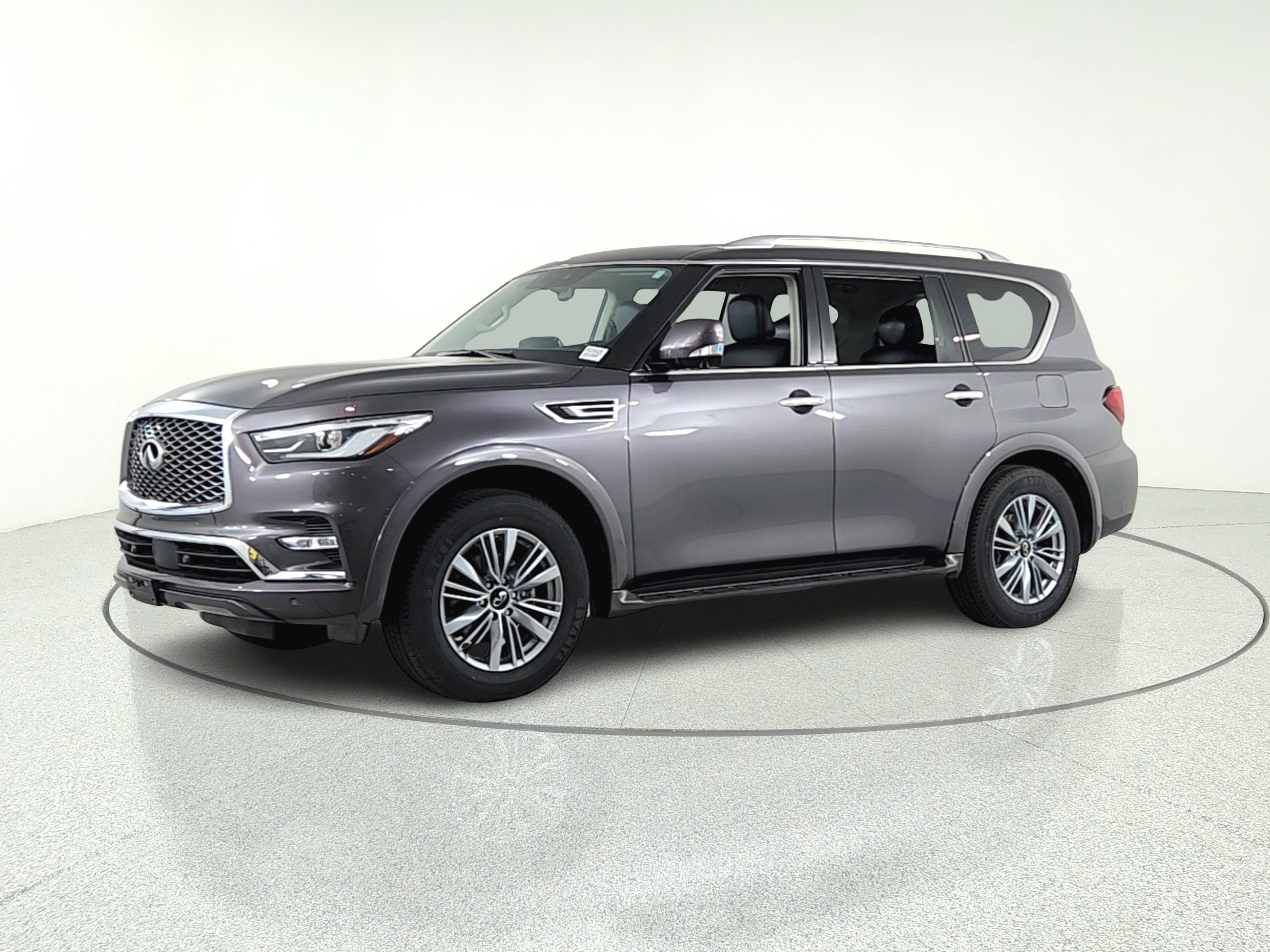 2024 INFINITI QX80 LUXE