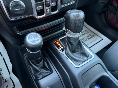 2022 Jeep Gladiator Sport