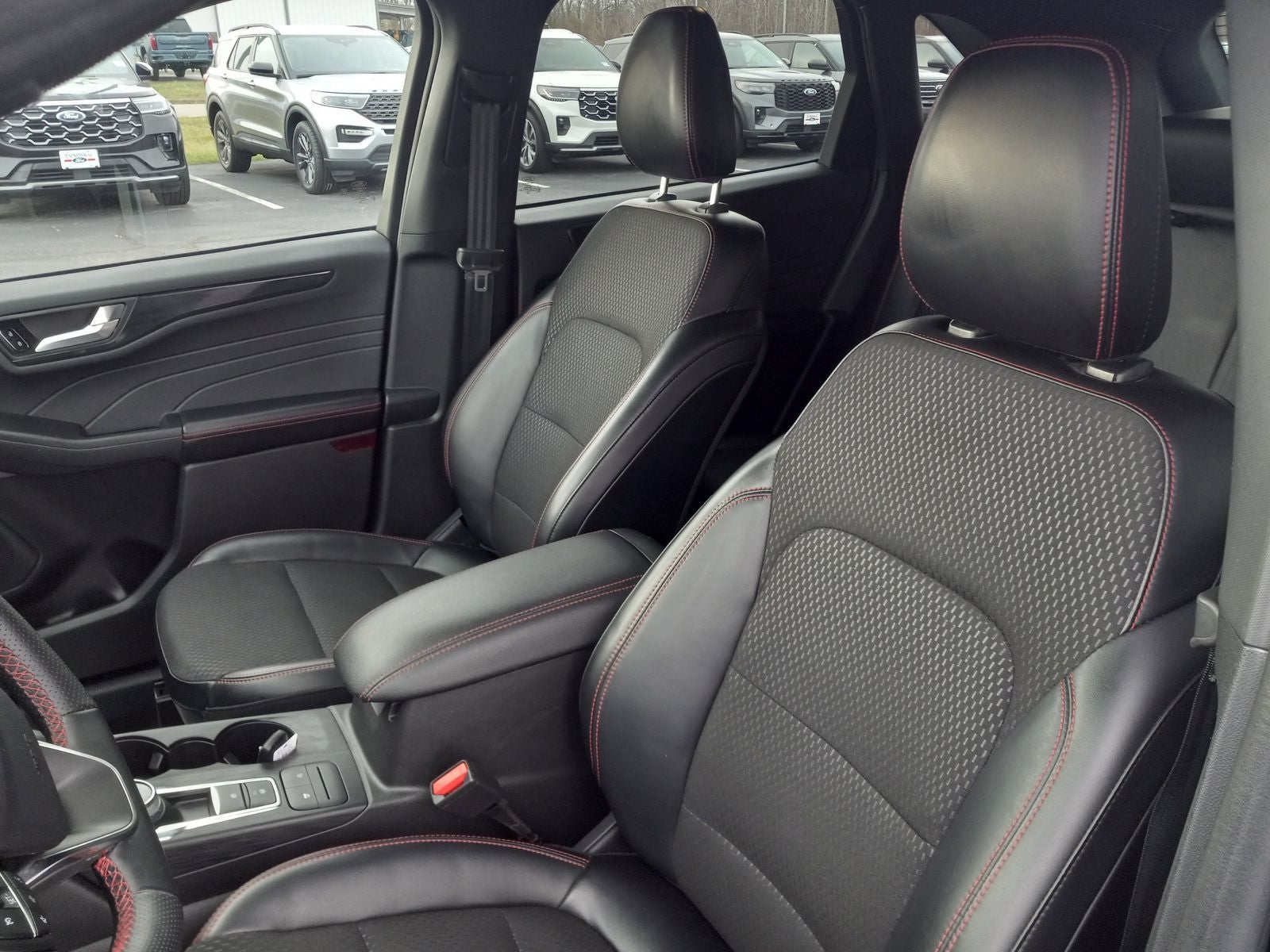 2025 Ford Escape ST-Line