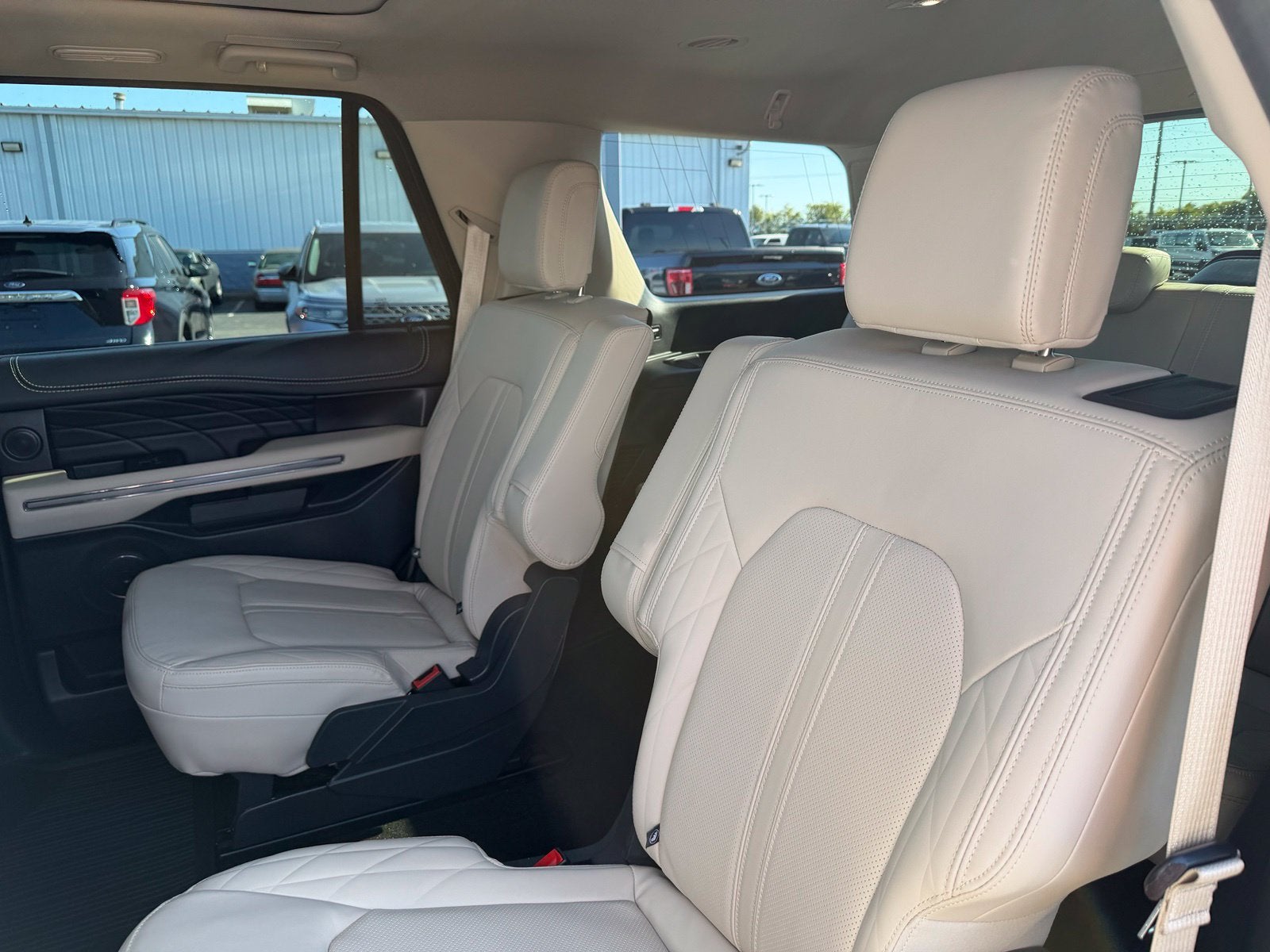 2023 Ford Expedition Platinum