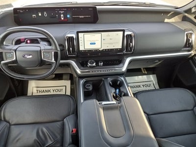 2025 Ford Expedition Platinum