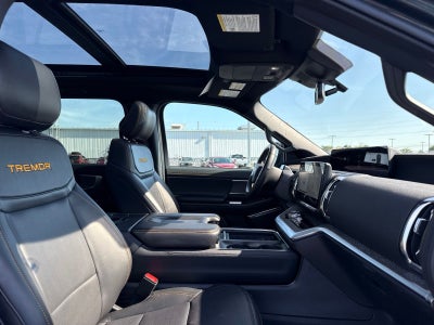 2025 Ford Expedition Tremor