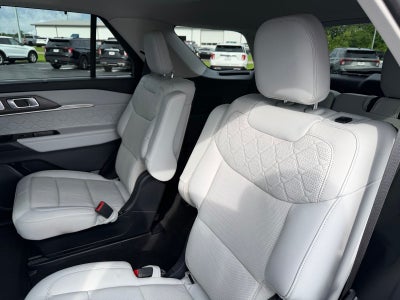 2025 Ford Explorer Platinum