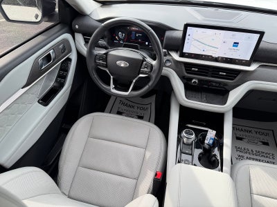 2025 Ford Explorer Platinum