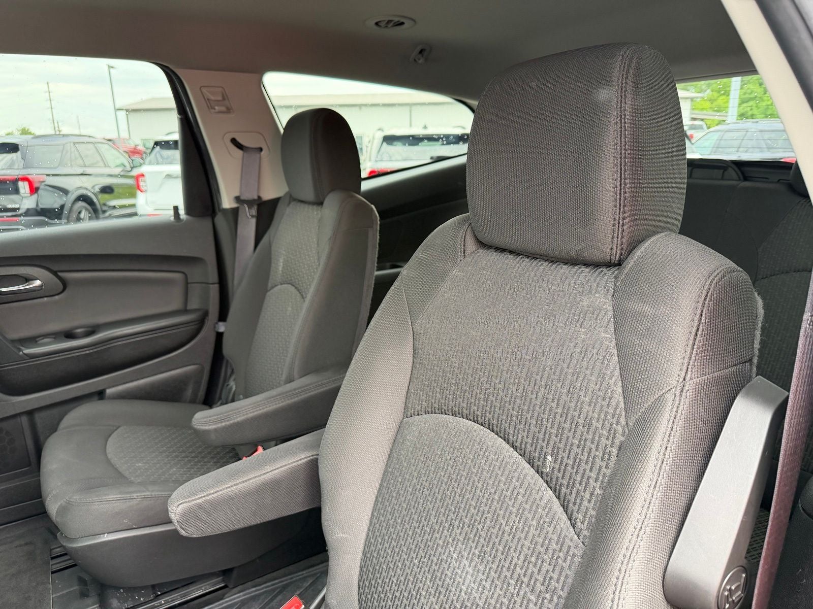 2011 Chevrolet Traverse LT 1LT