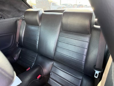 2005 Ford Mustang GT Deluxe