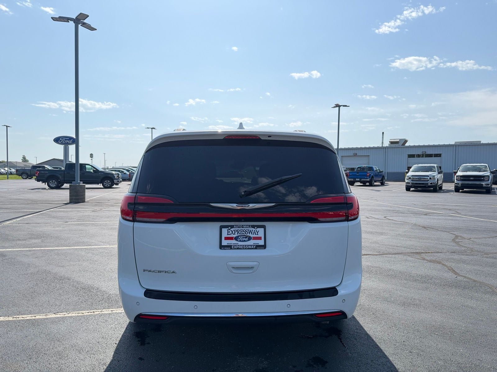 2022 Chrysler Pacifica Touring L