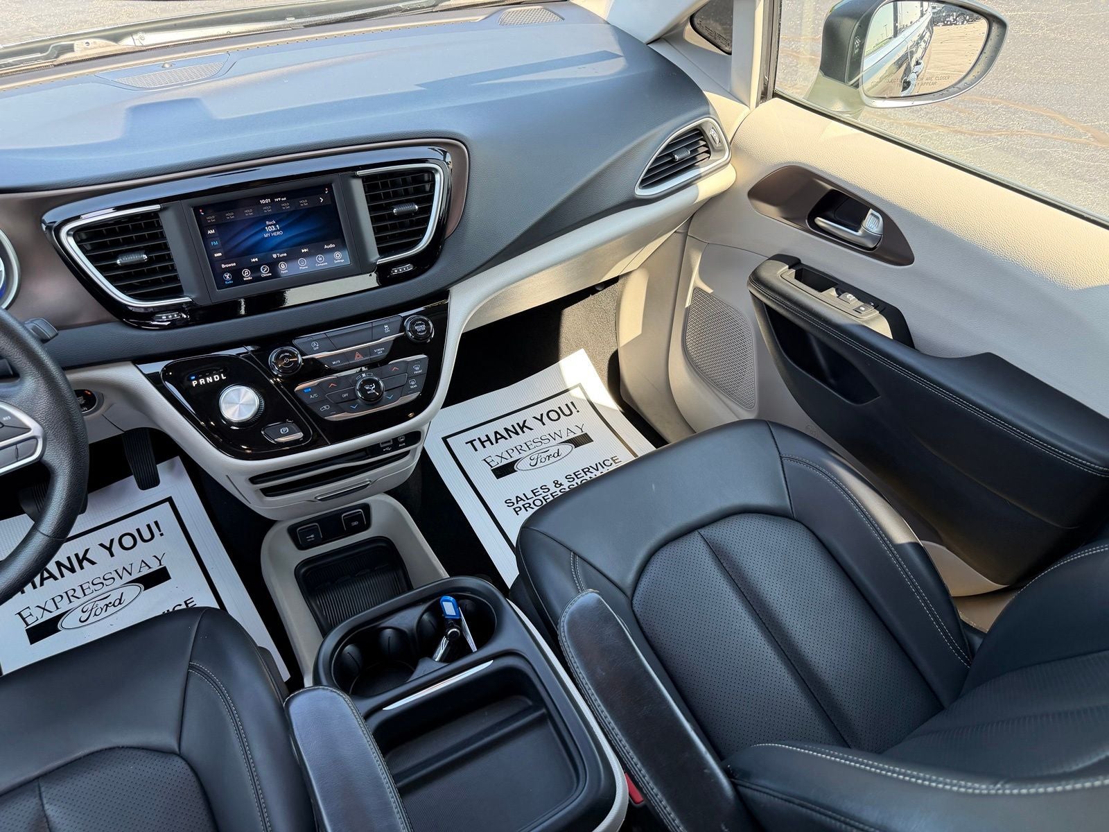 2020 Chrysler Voyager LXI