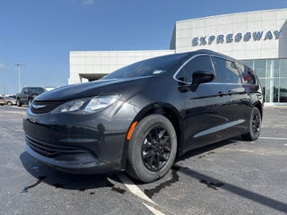 2020 Chrysler Voyager LXI