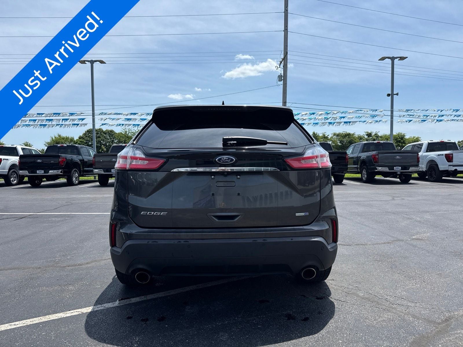 2020 Ford Edge SE