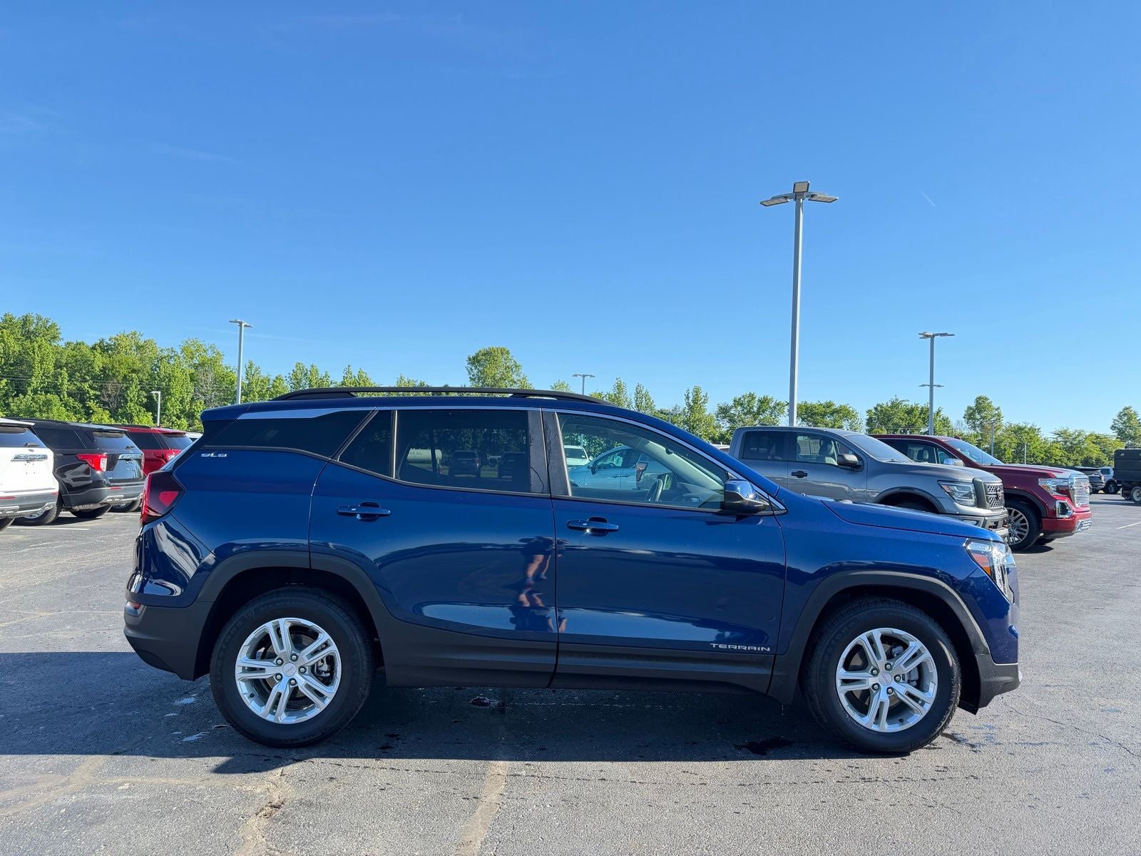 2022 GMC Terrain SLE