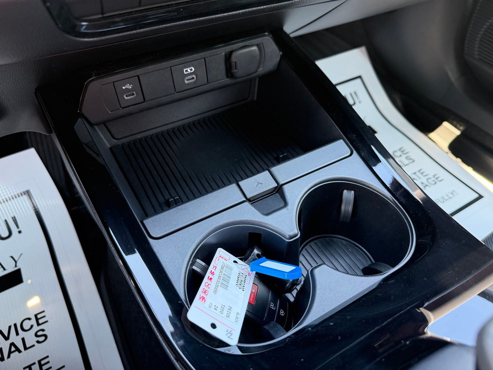 2024 Toyota Prius Prime SE