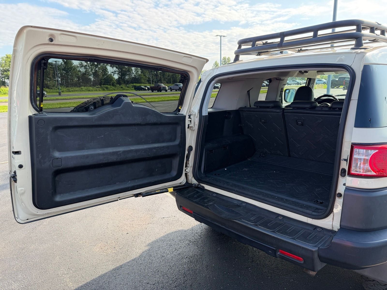 2010 Toyota FJ Cruiser Base Trail Teams