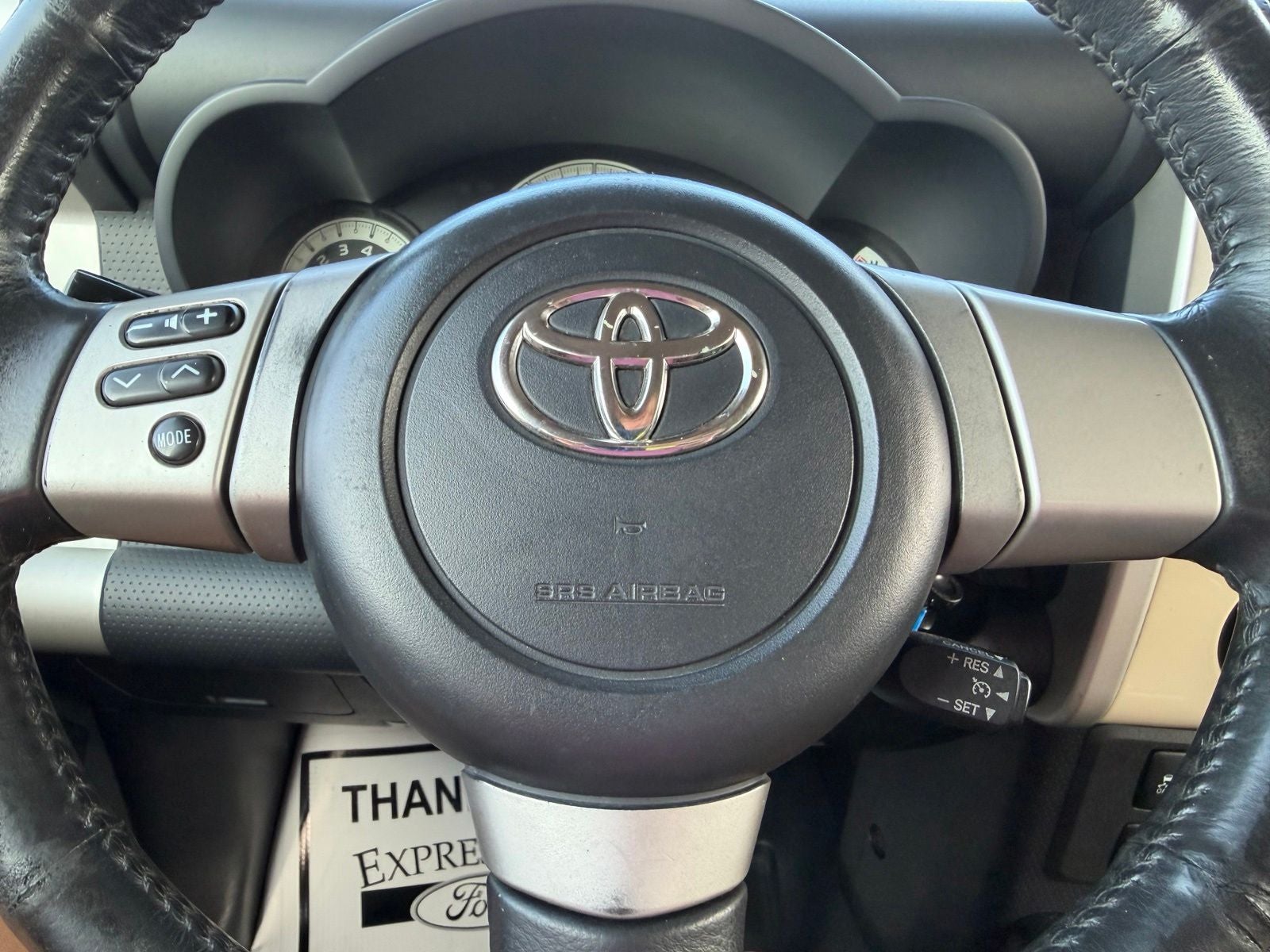 2010 Toyota FJ Cruiser Base Trail Teams