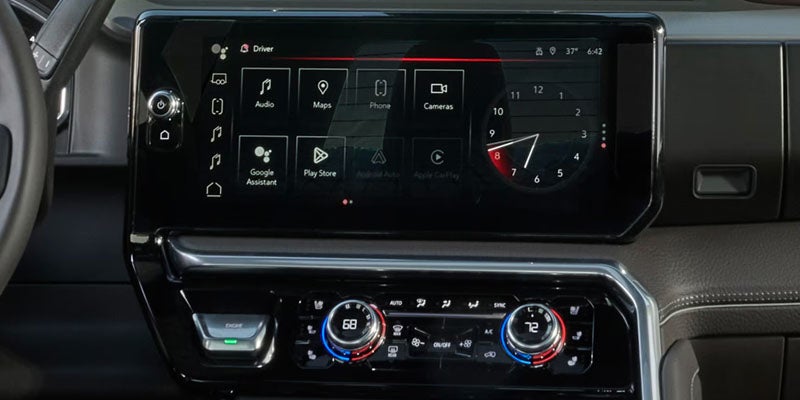 Touchscreen Digital Display of Sierra 2500 HD